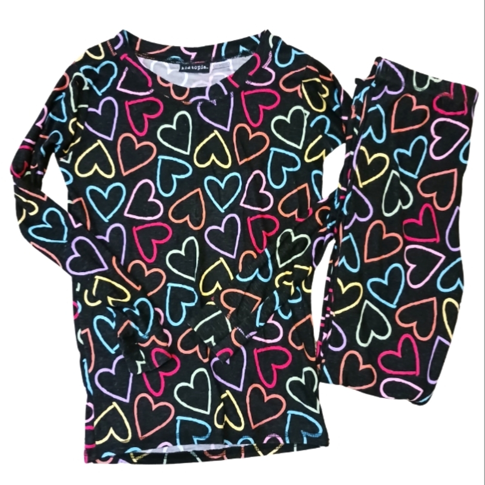 Kidtopia two-piece pajama set M/L